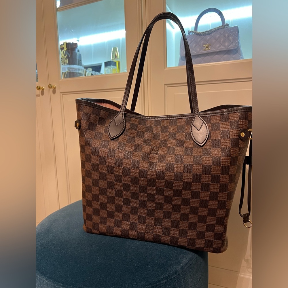 Louis Vuitton nerverful MM size